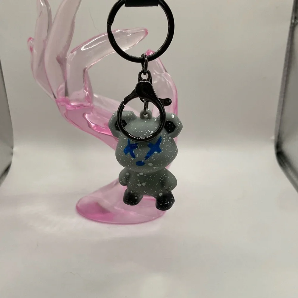 Trendy bear keychain